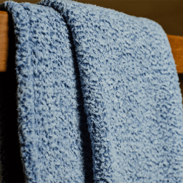 Snow Sherpa Blanket 50" x 60" - Image 6