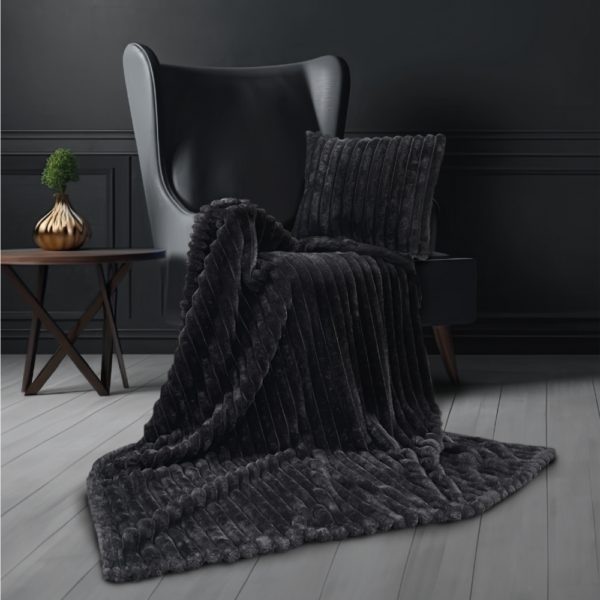 Super stripes Throw